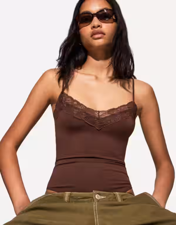 Bershka Body Mit Trägern Und Spitzenkante Damen M Braun Bershka Body Mit Trägern Und Spitzenkante Damen M Braun