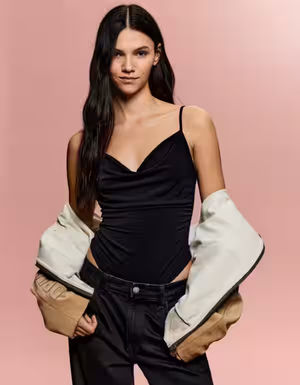 Bershka Drapierter Body Mit Trägern Damen Xs Schwarz Bershka Drapierter Body Mit Trägern Damen Xs Schwarz