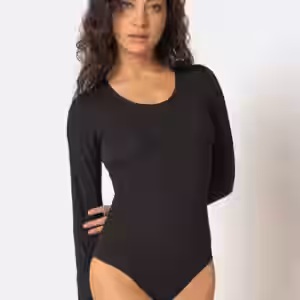 Zeitloses Oberteil und klassischer Slip in einem Wäsche-Piece: Dieser stylische Body mit langen Ärmeln ist ein echter Hingucker. Softe Baumwolle macht den Einteiler schnell zum allerliebsten Kleidungsstück